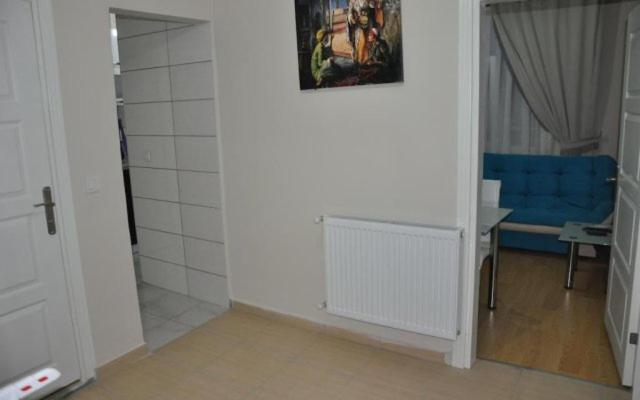 Elmir Suites Hotel *