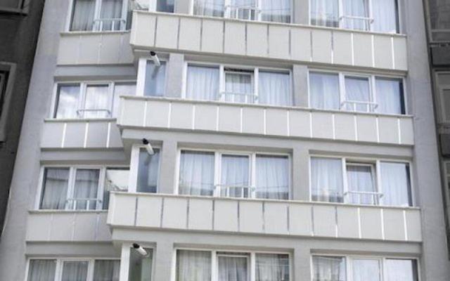 Apart Otel Elmir Suites Hotel *